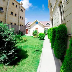 Otel Seasons Bakü